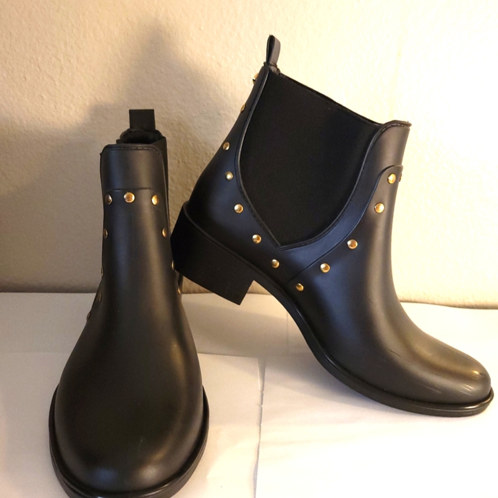 Kate Spade ankle boots black stud detail size 8/9